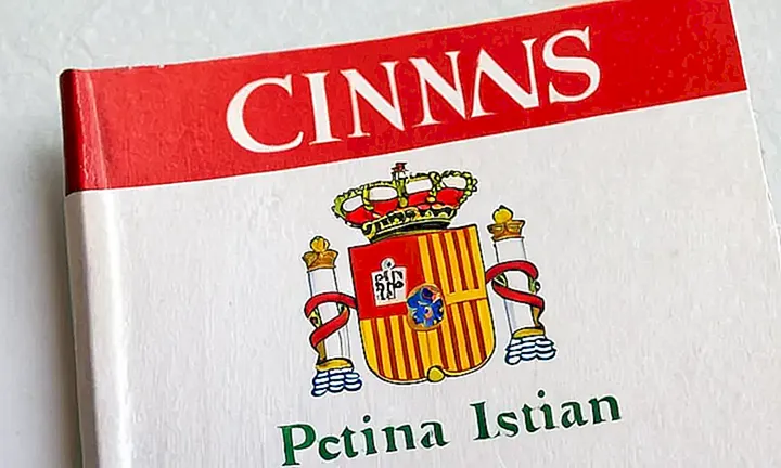 Estoy aquí para ayudarte con cualquier otro tema o pregunta que tengas, fuera del proceso de solicitud de ciudadanía española