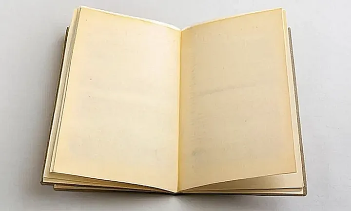 La página es una hoja de un libro viejo con letra pequeña y encabezados en negrita